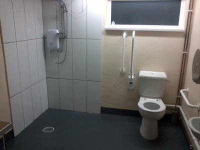 Disabled and family shower area
